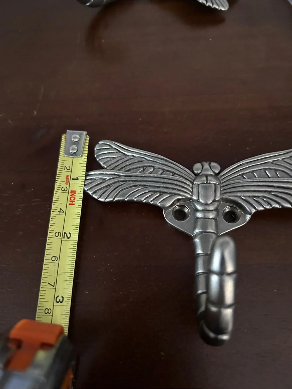 Dragonfly Betsyfielddesign- Decorative pewter set of 7 wall Hooks no screws